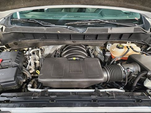 Used 2023 Chevrolet Silverado 1500 LTZ AWD/4WD image 19