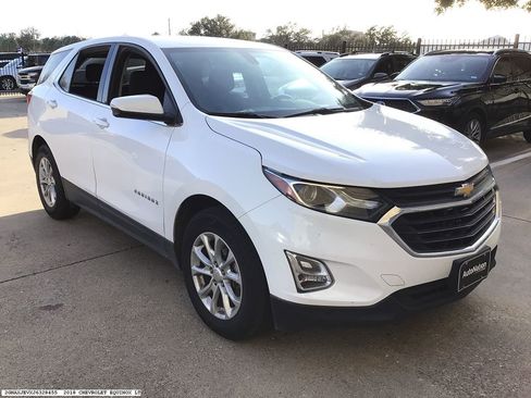Used 2018 Chevrolet Equinox LT image 4