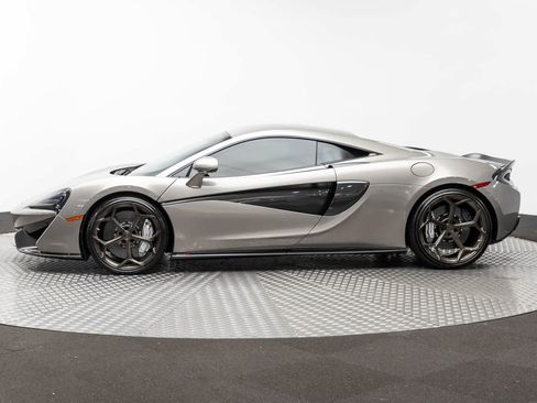 Used 2017 McLaren 570S Coupe RWD image 3
