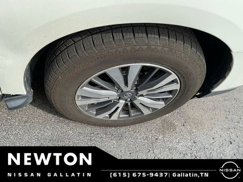 Used 2020 Nissan Pathfinder SV FWD image 20