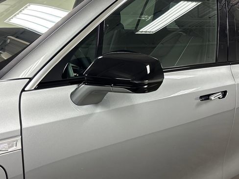 New 2026 Cadillac Vistiq Luxury image 11