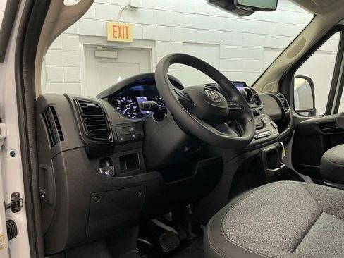 New 2026 RAM ProMaster 1500 w/ Crew Van Package FWD image 15