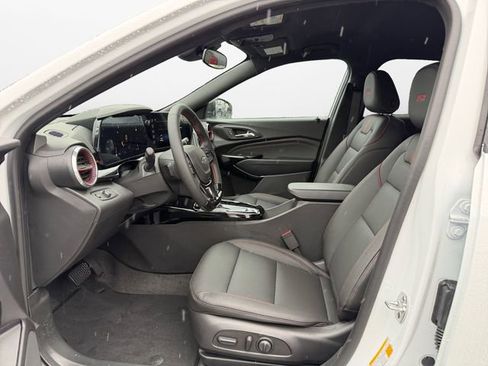 New 2026 Chevrolet Trax RS image 9