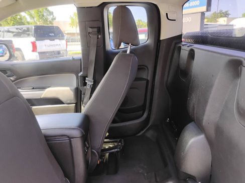 Used 2022 Chevrolet Colorado LT w/ Fleet Safety Package RWD image 27