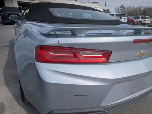 Used 2017 Chevrolet Camaro LT image 5