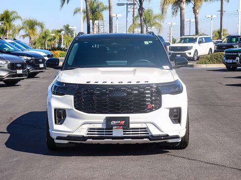New 2026 Ford Explorer ST w/ Sun And Sound Package AWD/4WD image 2