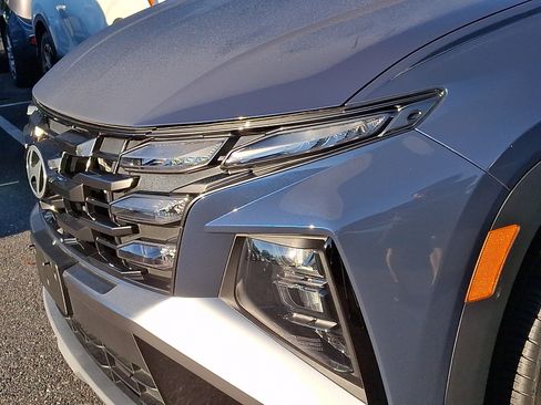 Certified 2025 Hyundai Tucson SEL FWD image 9