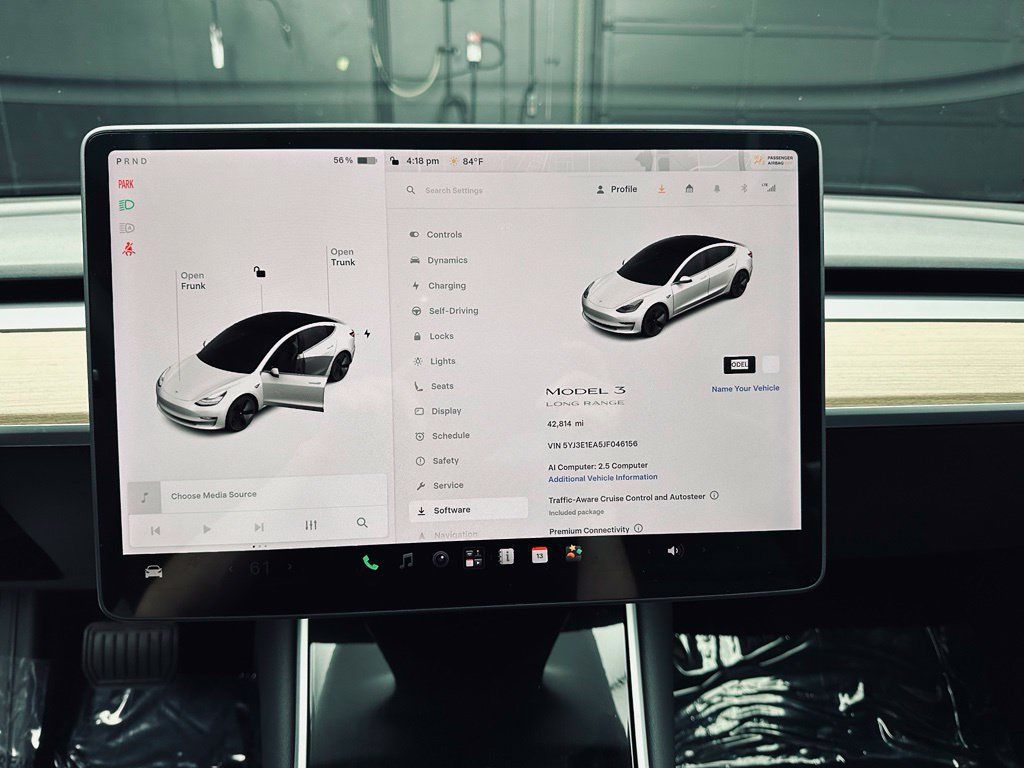 Used 2018 Tesla Model 3 Long Range RWD image 32