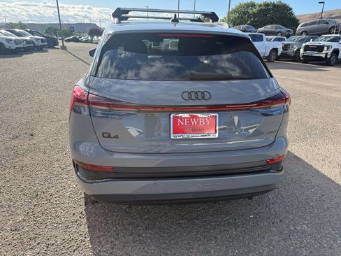 Used 2024 Audi Q4 e-tron Prestige w/ Black Optic Package image 6