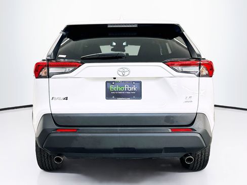 Used 2025 Toyota RAV4 LE image 7