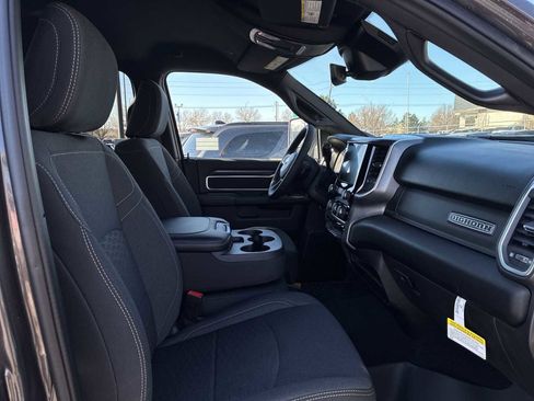 New 2025 RAM 2500 Big Horn AWD/4WD image 22