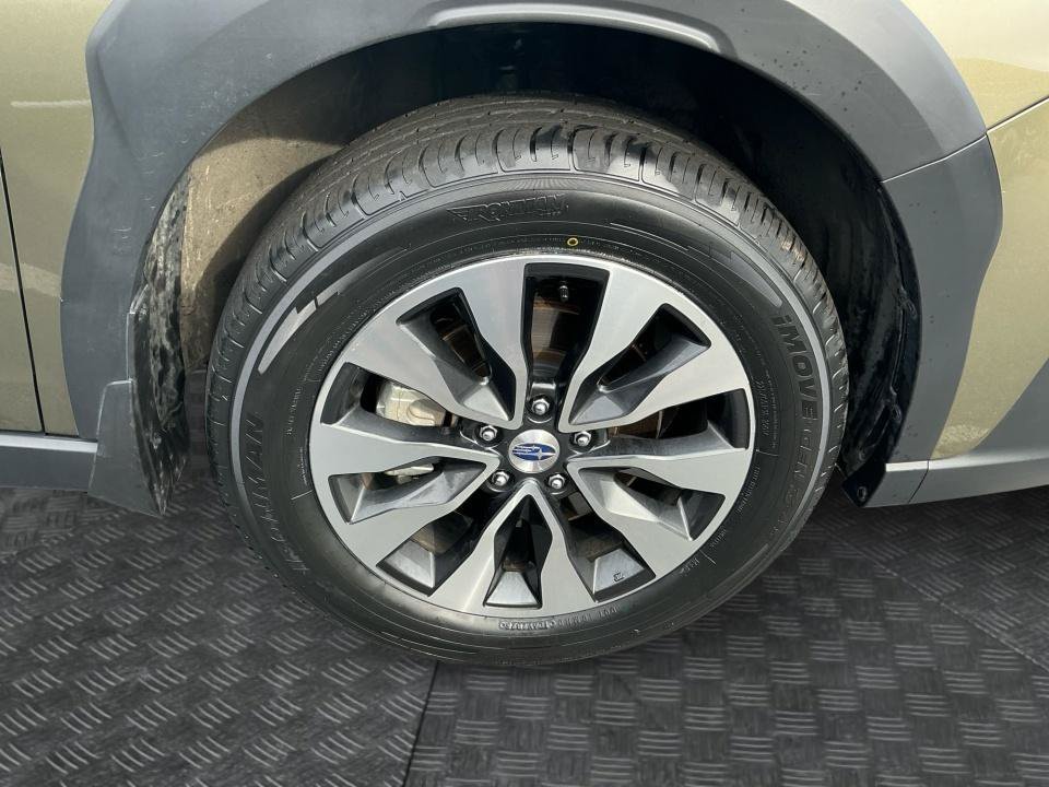 Certified 2025 Subaru Outback Limited AWD/4WD image 31