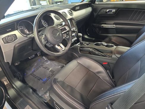 Used 2015 Ford Mustang Premium RWD image 15
