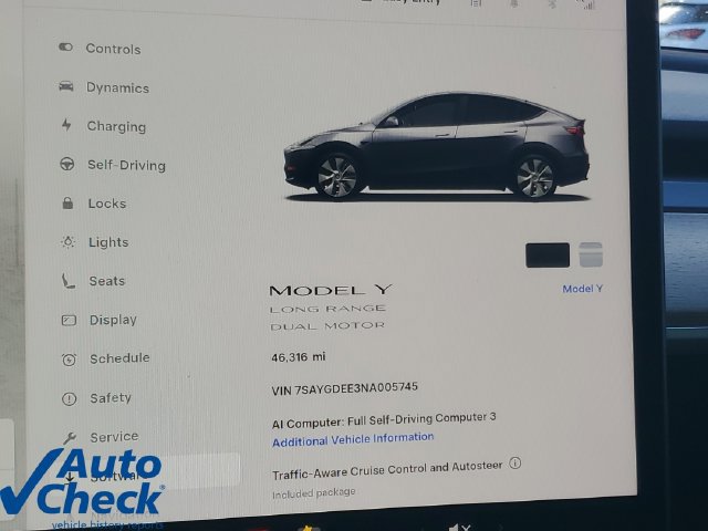 Used 2022 Tesla Model Y Long Range AWD/4WD image 24