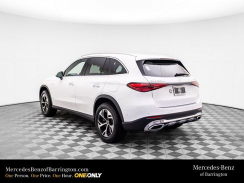 New 2025 Mercedes-Benz GLC 350e 4MATIC image 3