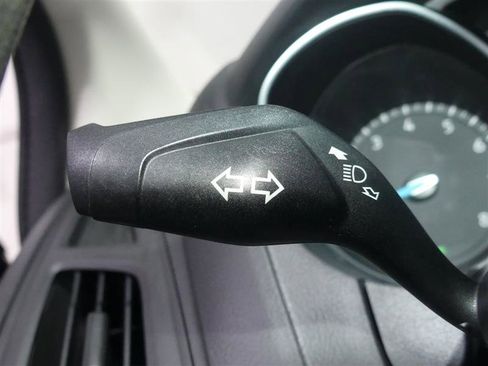 Used 2018 Ford Focus SE FWD image 33