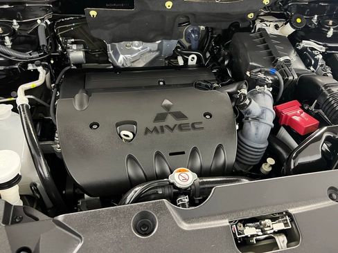 Used 2024 Mitsubishi Outlander Sport ES image 32