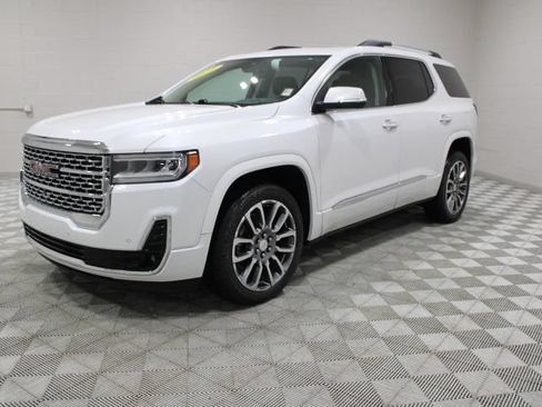 Used 2021 GMC Acadia Denali w/ Denali Technology Package AWD/4WD image 8