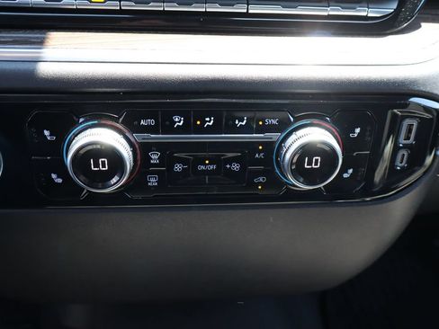 Used 2024 GMC Sierra 1500 Elevation AWD/4WD image 23