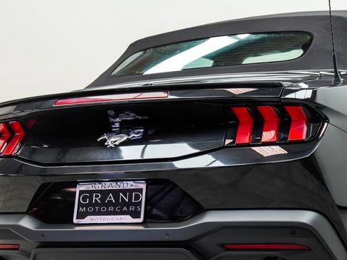 Used 2024 Ford Mustang Premium RWD image 15