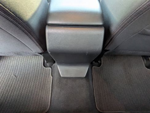 Used 2023 Subaru Crosstrek 2.0i image 19