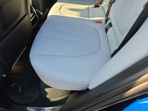 Used 2025 BMW X5 sDrive40i w/ M Sport Package image 18