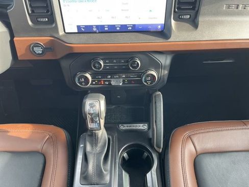 Used 2024 Ford Bronco Outer Banks image 23