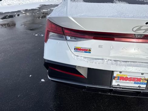 Certified 2025 Hyundai Elantra SEL w/ Cargo Package image 46