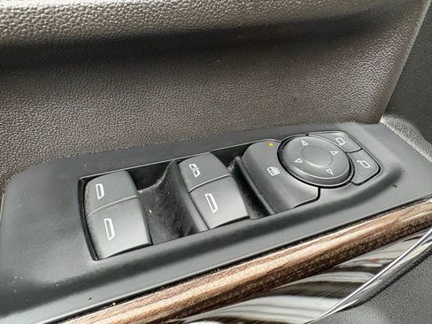 Used 2023 Chevrolet Silverado 2500 LT w/ Convenience Package image 21