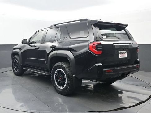 Used 2025 Toyota 4Runner TRD Off-Road Premium AWD/4WD image 3