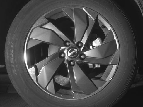 Used 2025 Nissan Rogue SV image 13