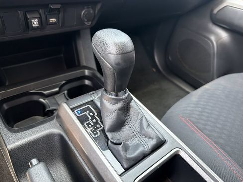 Used 2023 Toyota Tacoma SR5 RWD image 15
