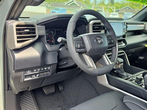 New 2026 Toyota Tundra SR5 AWD/4WD image 13