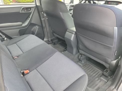 Used 2016 Subaru Forester 2.5i AWD/4WD image 25