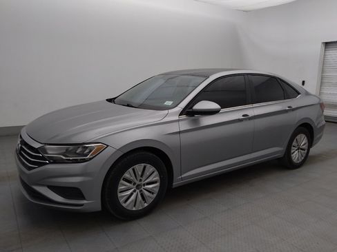 Used 2020 Volkswagen Jetta S w/ Driver Assistance Package FWD image 2