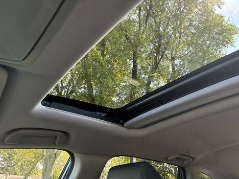 Used 2022 Honda CR-V EX-L image 32