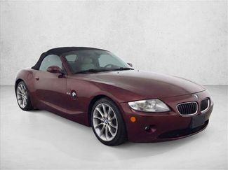 Used 2005 BMW Z4 2.5i video 3