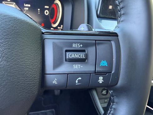 Used 2026 Nissan Rogue Platinum w/ Platinum Premium Package AWD/4WD image 21