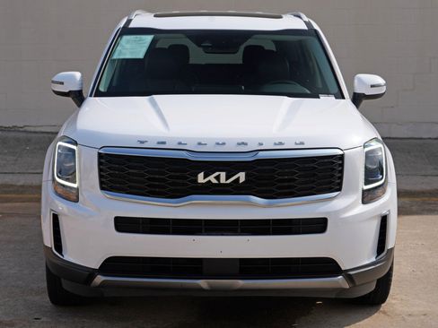 Used 2022 Kia Telluride S AWD/4WD image 48