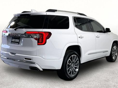 Used 2023 GMC Acadia Denali FWD image 2