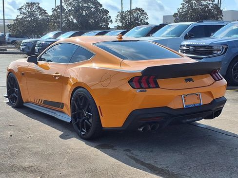 New 2026 Ford Mustang GT Premium w/ GT Performance Package RWD image 4