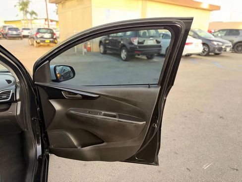 Used 2021 Chevrolet Spark LT w/ Spark Special Edition image 32