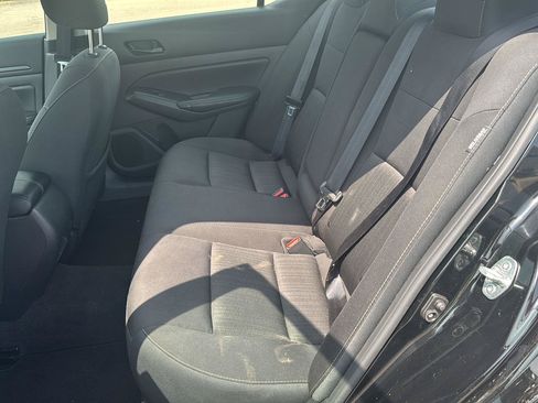 Used 2025 Nissan Altima 2.5 SV FWD image 10