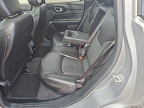 Certified 2023 Jeep Compass High Altitude image 16