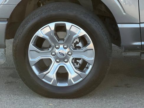 Used 2023 Ford F150 Platinum AWD/4WD image 27