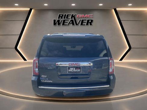 Used 2020 GMC Yukon Denali w/ Denali Premium Package AWD/4WD image 6