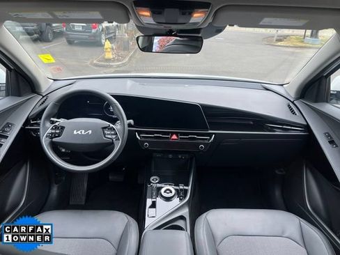 Used 2024 Kia Niro Wind w/ Wind Preserve Package FWD image 14