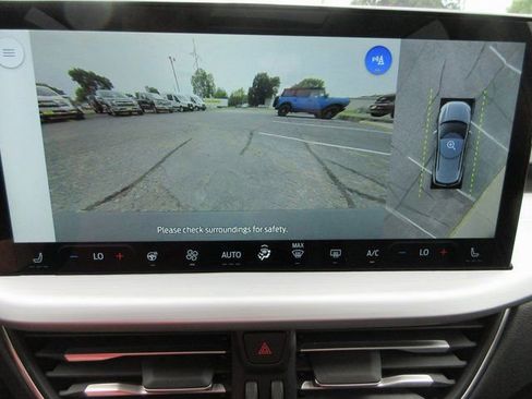 Used 2025 Ford Escape SE w/ PHEV Premium Package FWD image 22