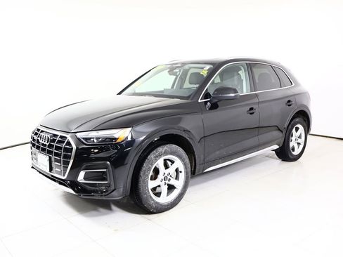 Used 2023 Audi Q5 2.0T Premium w/ Convenience Package image 11