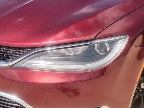 Used 2015 Chrysler 200 Limited w/ Convenience Group FWD image 11